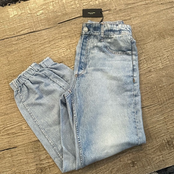 Rag & Bone Miramar Joggers in Tulip. - Picture 4 of 7